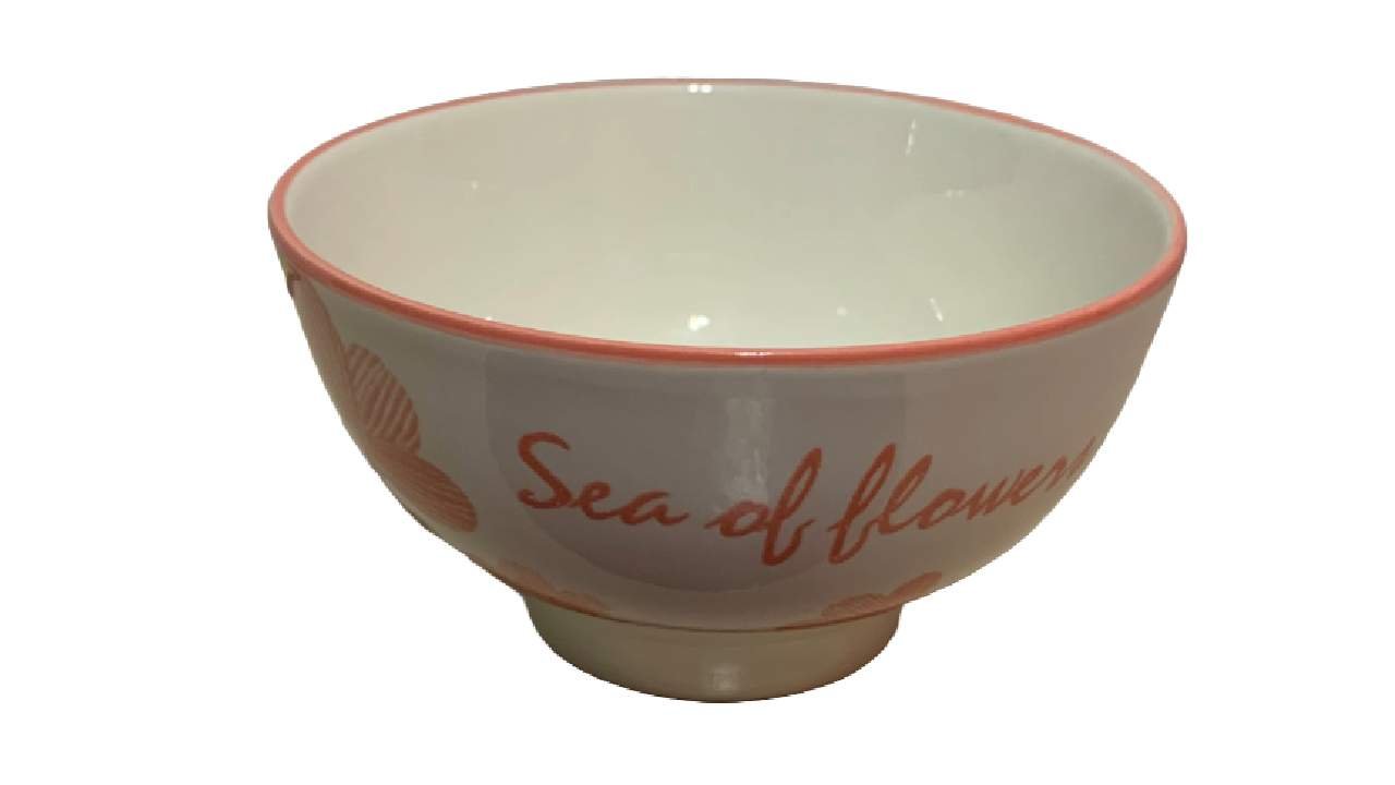 Small bowl with design