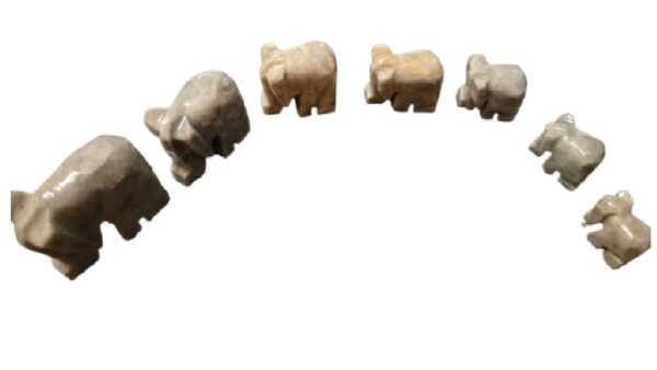Hand carved Onyx Elephants : Set of 7 Pcs